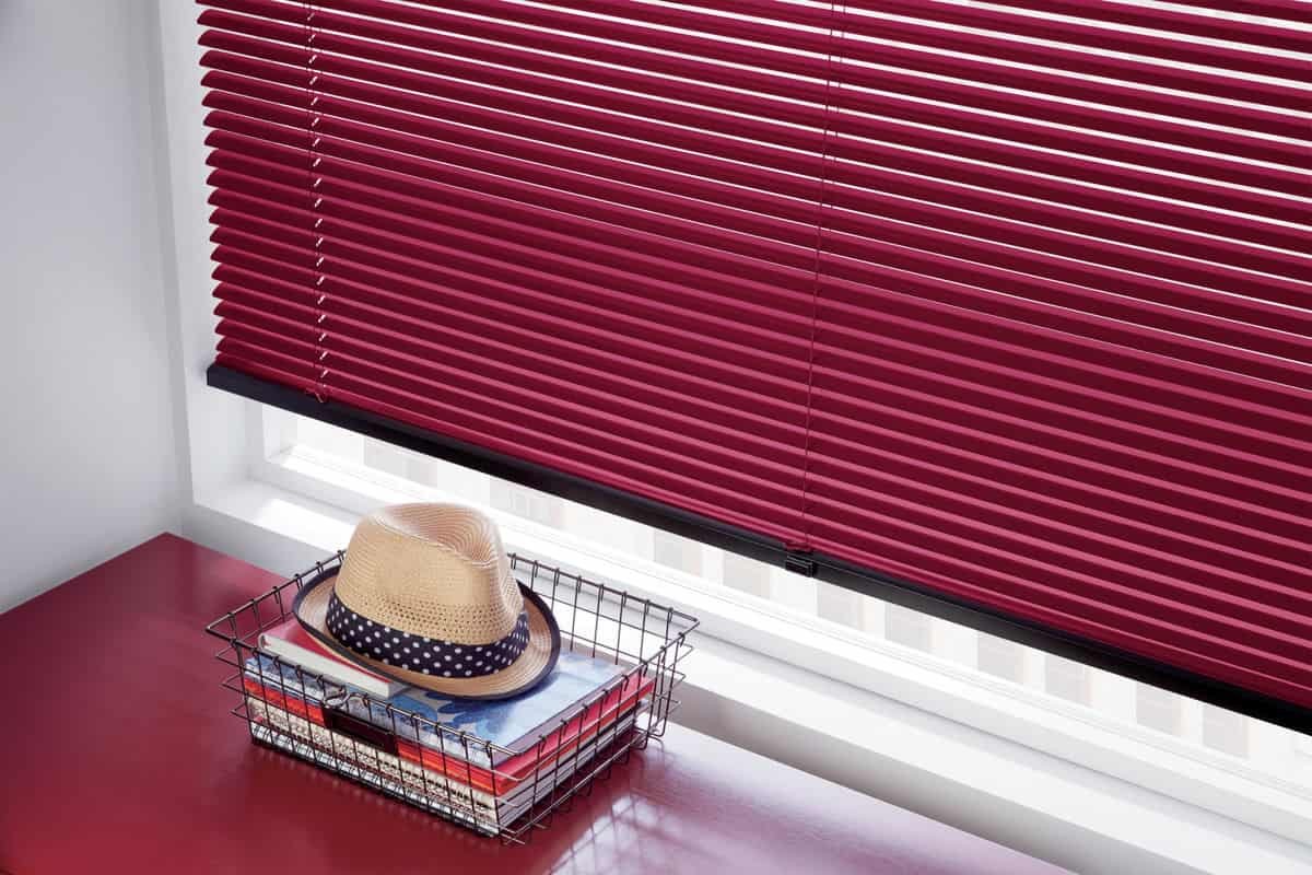 Hunter Douglas Modern Precious Metals® Aluminum Blinds, metal blinds near Sioux Falls, South Dakota (SD).