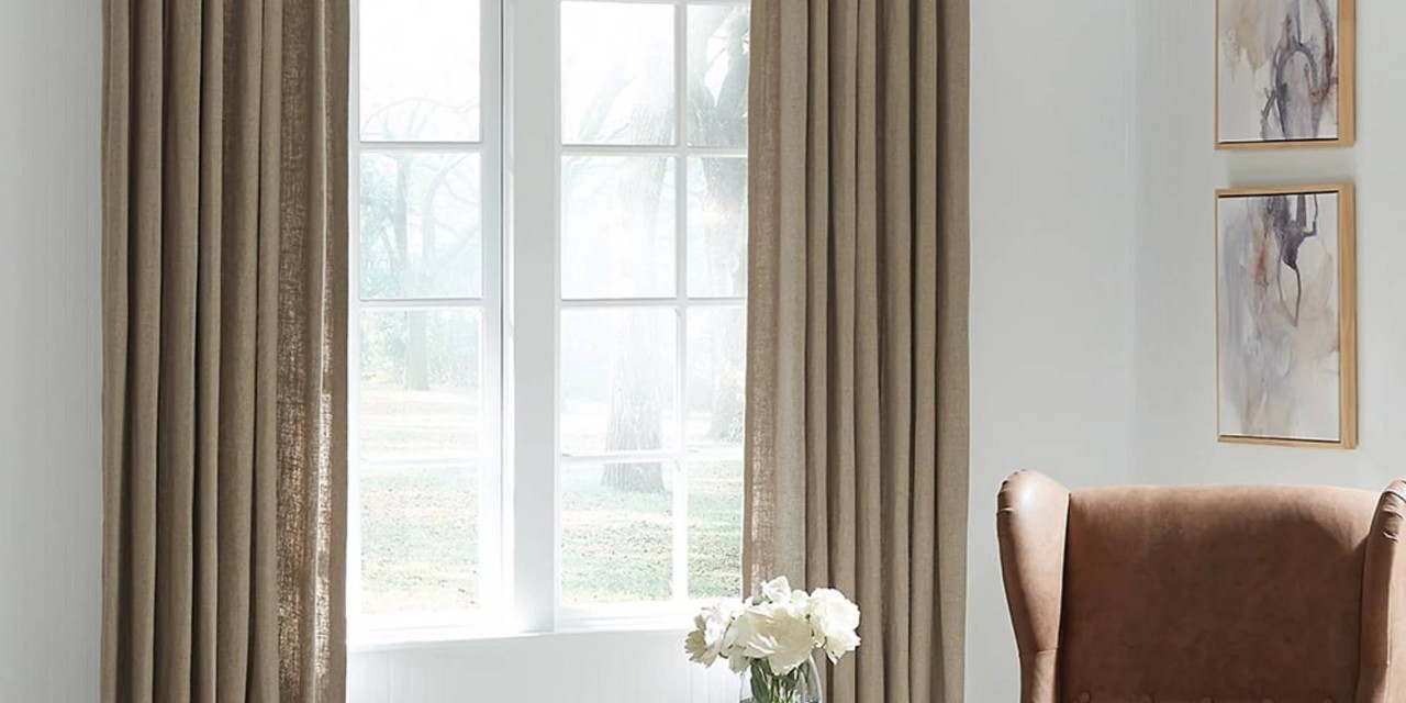 Hunter Douglas Carole Fabrics™ Custom Drapery nearSioux Falls, South Dakota (SD)